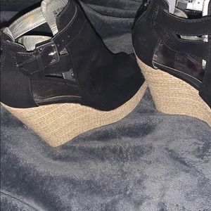 Carlos Santana wedges